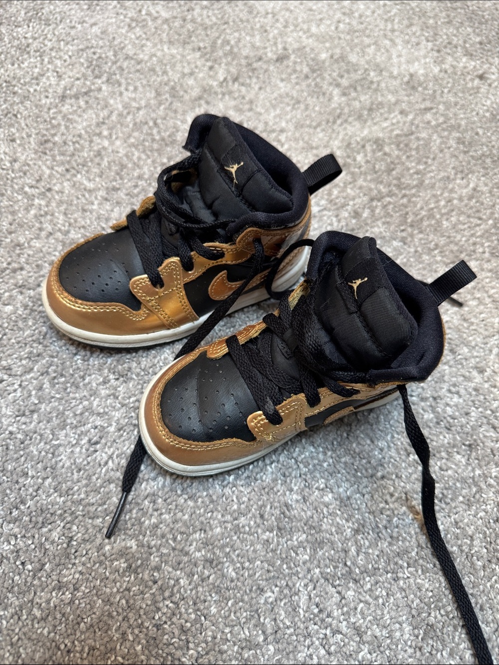 Nike Kids Black and Metallic Gold High-Top Sneakers